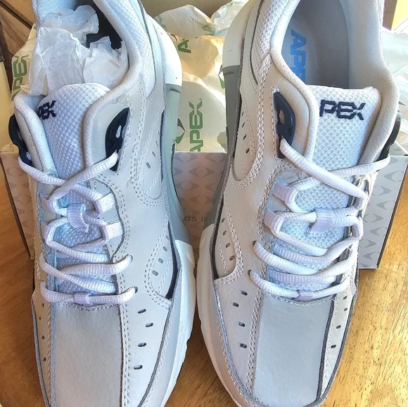 MENS APEX V854 SNEAKERS...SIZE 9 WIDE - Picture 3 of 9